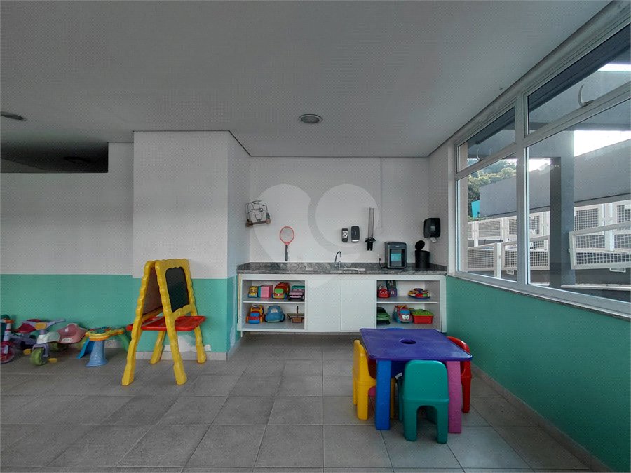 Apartamento à venda com 3 quartos, sendo 1 suíte,  em Vila Romana, São Paulo, SP