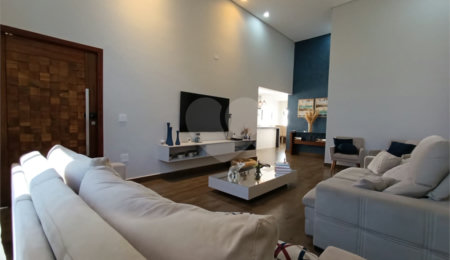 Casa à venda com 4 quartos, sendo 2 suítes, no condomínio Jardim Reserva Bom Viver de Indaiatuba, Indaiatuba - SP