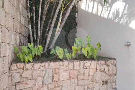 Casa à venda com 3 suítes no condomínio Estância Marambaia, Vinhedo - SP