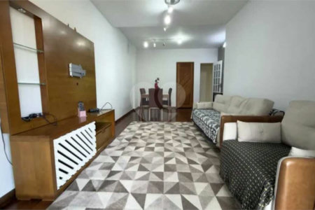 Apartamento à venda com 2 quartos, sendo 1 suíte,  em Laranjeiras, Rio de Janeiro, RJ