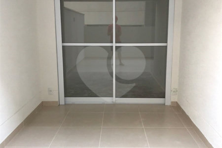 Apartamento à venda com 3 quartos, sendo 1 suíte, em Vila Clementino, São Paulo, SP