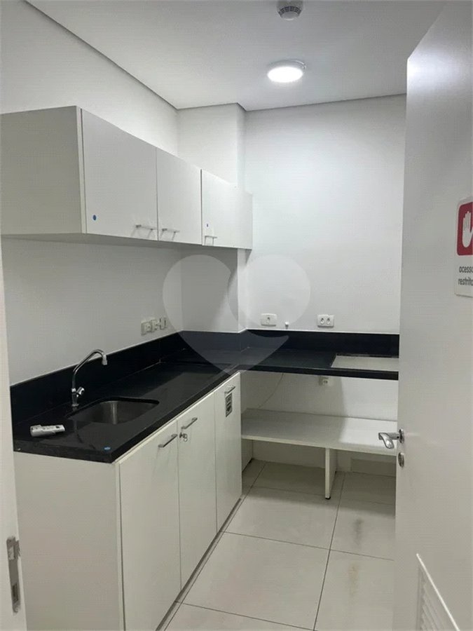 Duplex Comercial Exclusivo na Vila Olímpia – 2.652 m² em Torre Corporativa de Alto Padrão
