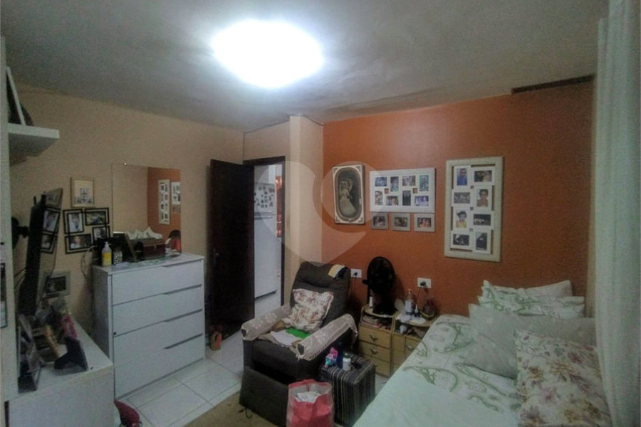Casa à venda com 10 quartos, sendo 1 suíte, em Santa Teresinha, São Paulo, SP