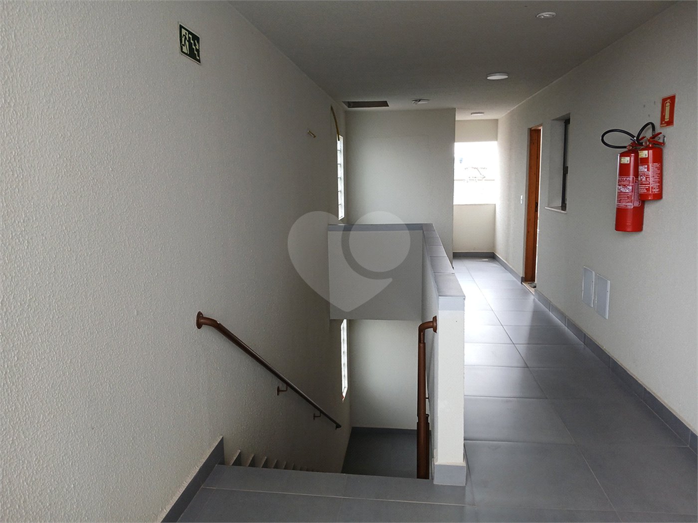 Apartamento à venda com 2 quartos em Vila dos Remédios, São Paulo, SP