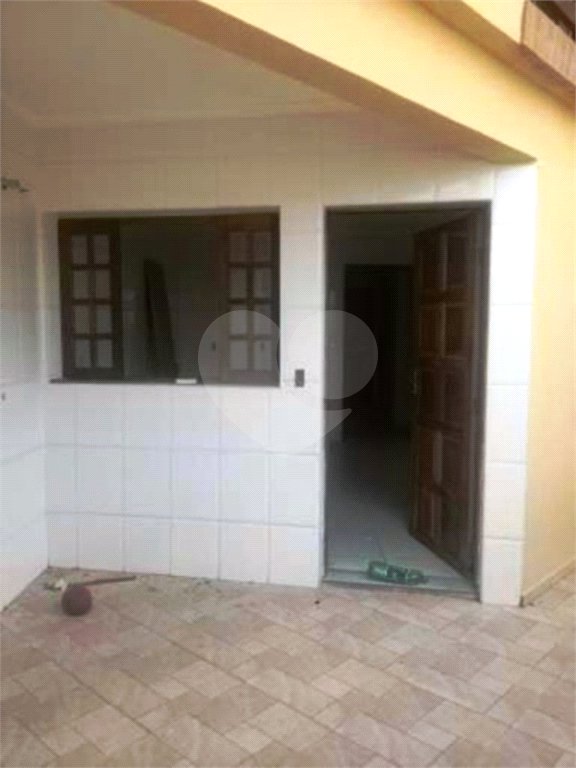 Sobrado à venda com 3 quartos, sendo 1 suíte, em Jardim Monte Kemel, São Paulo, SP