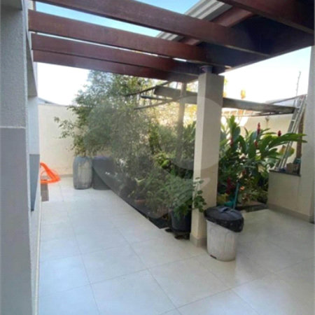 Sobrado à venda com 4 quartos, sendo 2 suítes, em Jardim Esplanada II, Indaiatuba, SP