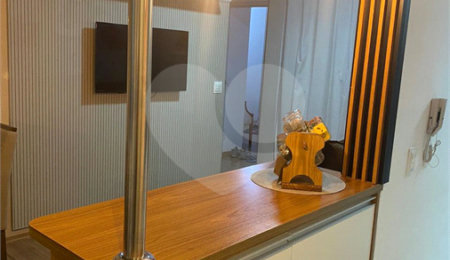 Apartamento à venda com 2 quartos, sendo 1 suíte,  em Jardim Carambeí, São Roque, SP