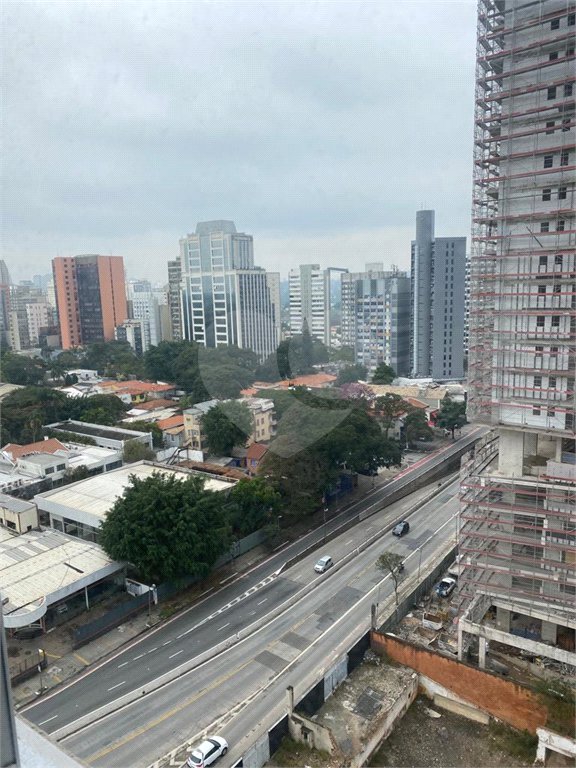 Apartamento para alugar com 2 quartos, sendo 1 suíte, em Jardim Europa, São Paulo, SP