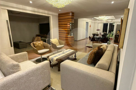 Casa à venda com 4 suítes no condomínio East Village, São Paulo - SP
