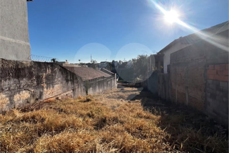 Terreno à venda em Vila Oliveira, Mogi das Cruzes, SP