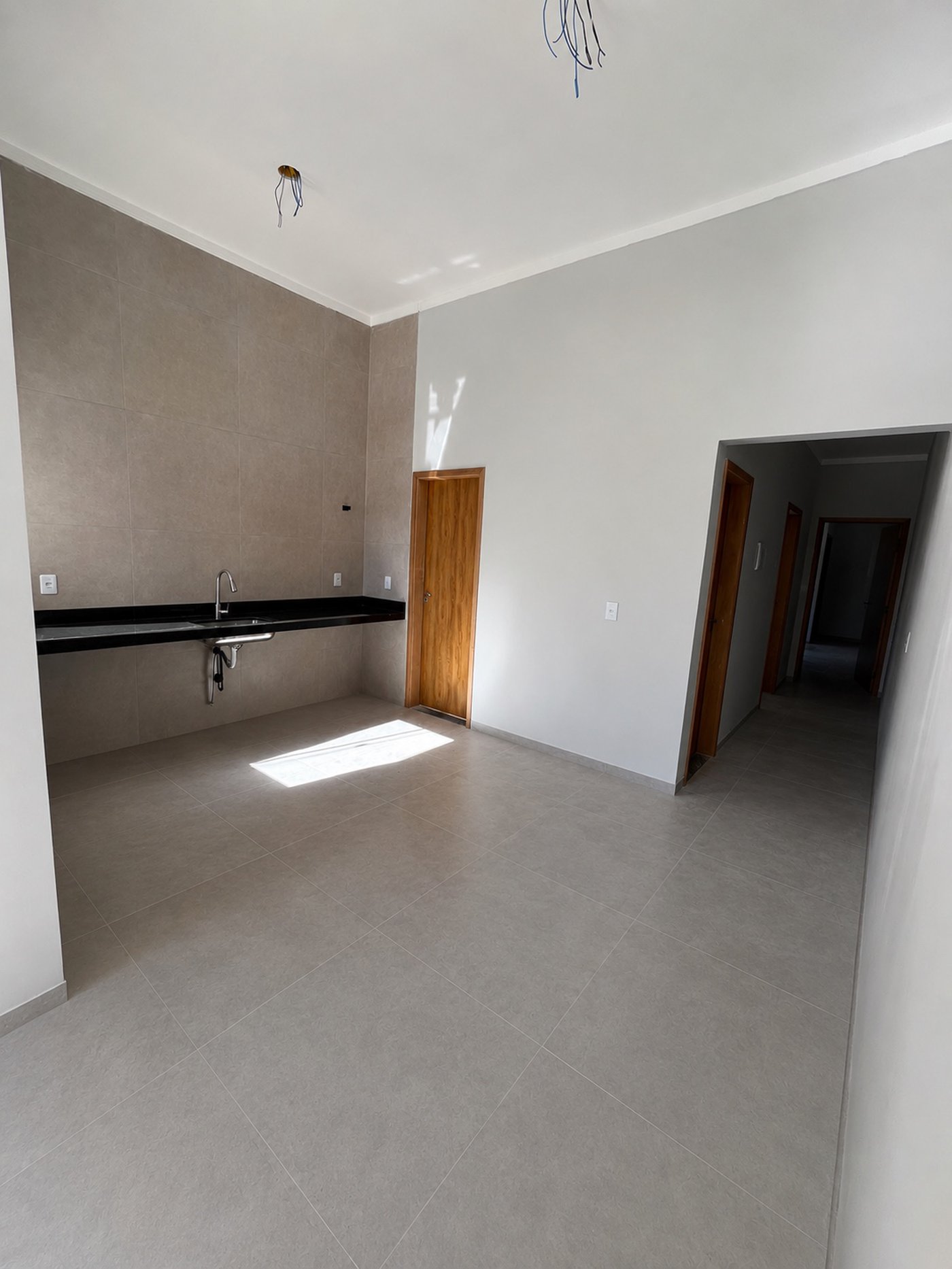 Casa à venda com 2 quartos, sendo 1 suíte,  em Vila Clementina, Três Lagoas, MS