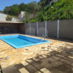 Casa à venda ou para alugar com 3 quartos, sendo 1 suíte, em Estação, São Roque, SP
