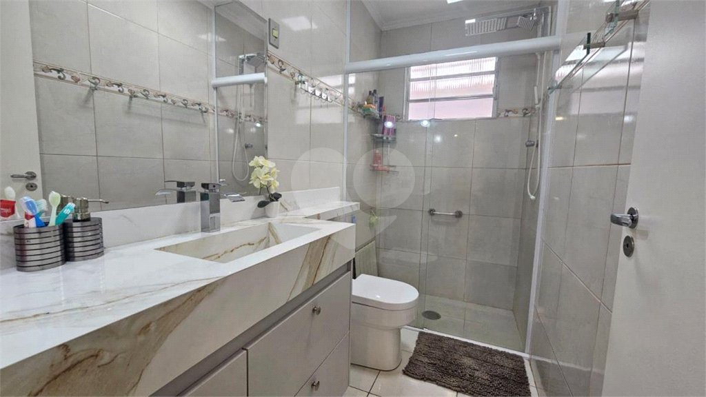 Sobrado à venda com 3 quartos, sendo 2 suítes, em Chácara Belenzinho, São Paulo, SP