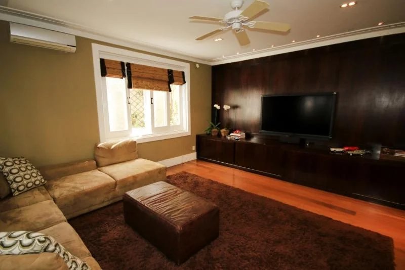 Casa à venda com 3 quartos, sendo 2 suítes,  em Vila Tramontano, São Paulo, SP