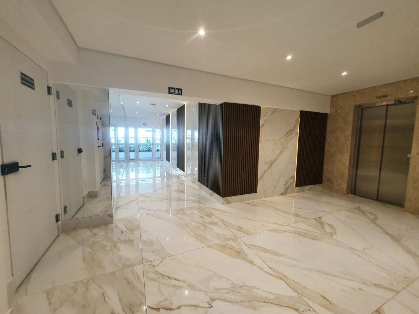 Apartamento Garden 94 m² com 2 dormitórios para venda ou aluguel no Embaré - Santos/SP
