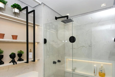 Apartamento à venda com 2 quartos, sendo 1 suíte, em Chácara Seis de Outubro, São Paulo, SP