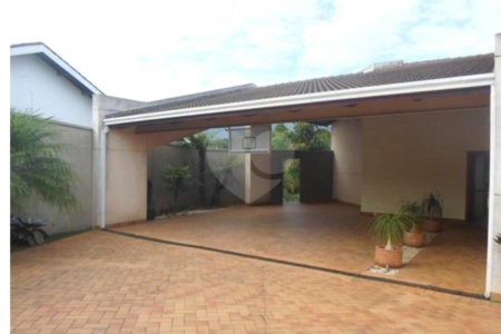 Casa à venda com 3 suítes em Nova Gardênia, Atibaia, SP