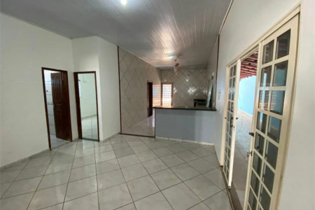 Casa à venda com 3 quartos, sendo 1 suíte, em São Félix, Balsas, MA