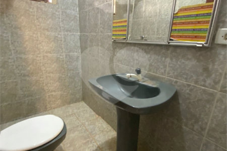 Casa à venda com 3 quartos, sendo 2 suítes, no Centro, Três Lagoas, MS