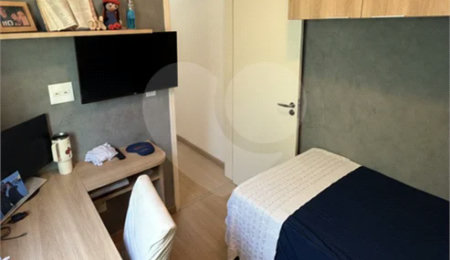 Casa à venda com 3 quartos, sendo 1 suíte,  no condomínio Residencial Araguaia, São Paulo - SP
