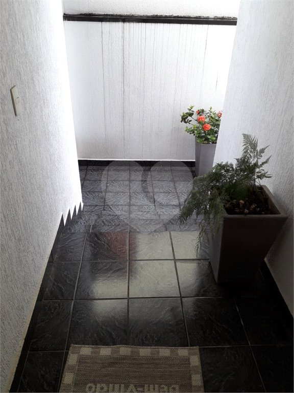 Sobrado à venda com 4 quartos, sendo 1 suíte, em Tremembé, São Paulo, SP
