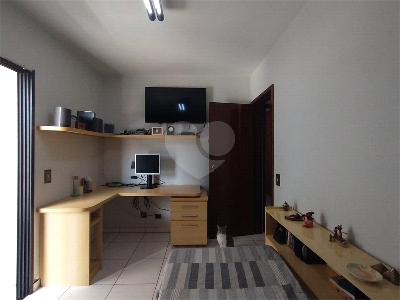 Apartamento à venda com 3 quartos, sendo 1 suíte, em Vila Dom Pedro I, São Paulo, SP