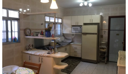 Sobrado à venda com 3 quartos, sendo 1 suíte,  em Vila Guilherme, São Paulo, SP