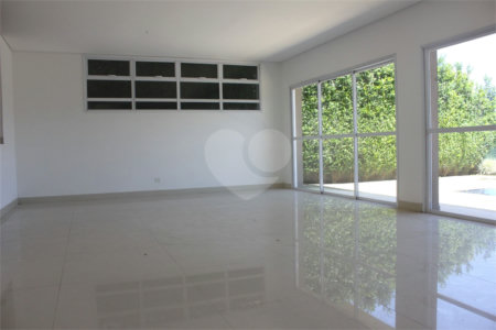 Casa à venda ou para alugar com 4 suítes em Alphaville, Santana de Parnaíba, SP