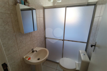 Casa à venda com 2 quartos, sendo 1 suíte, em Reneville, Mairinque, SP