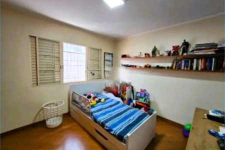 Sobrado à venda com 3 quartos, sendo 1 suíte, em Jardim Centenário, São Paulo, SP