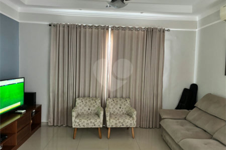 Casa à venda com 3 quartos, sendo 1 suíte,  em Parque Industrial, São José do Rio Preto, SP