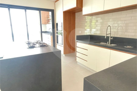 Casa à venda com 3 suítes no condomínio Reserva São Nicolau, Atibaia - SP