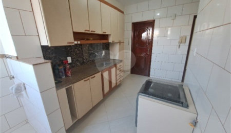 Apartamento à venda com 3 quartos, sendo 1 suíte,  em Maracanã, Rio de Janeiro, RJ