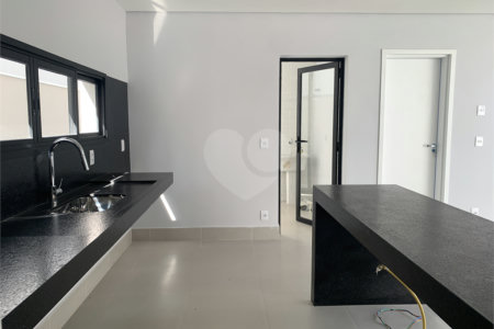 Casa à venda ou para alugar com 4 quartos, sendo 3 suítes, no condomínio Alphaville Nova Esplanada 1, Votorantim - SP