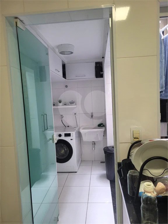 Casa à venda com 3 quartos, sendo 1 suíte, no condomínio Residencial Isabel, São Paulo - SP