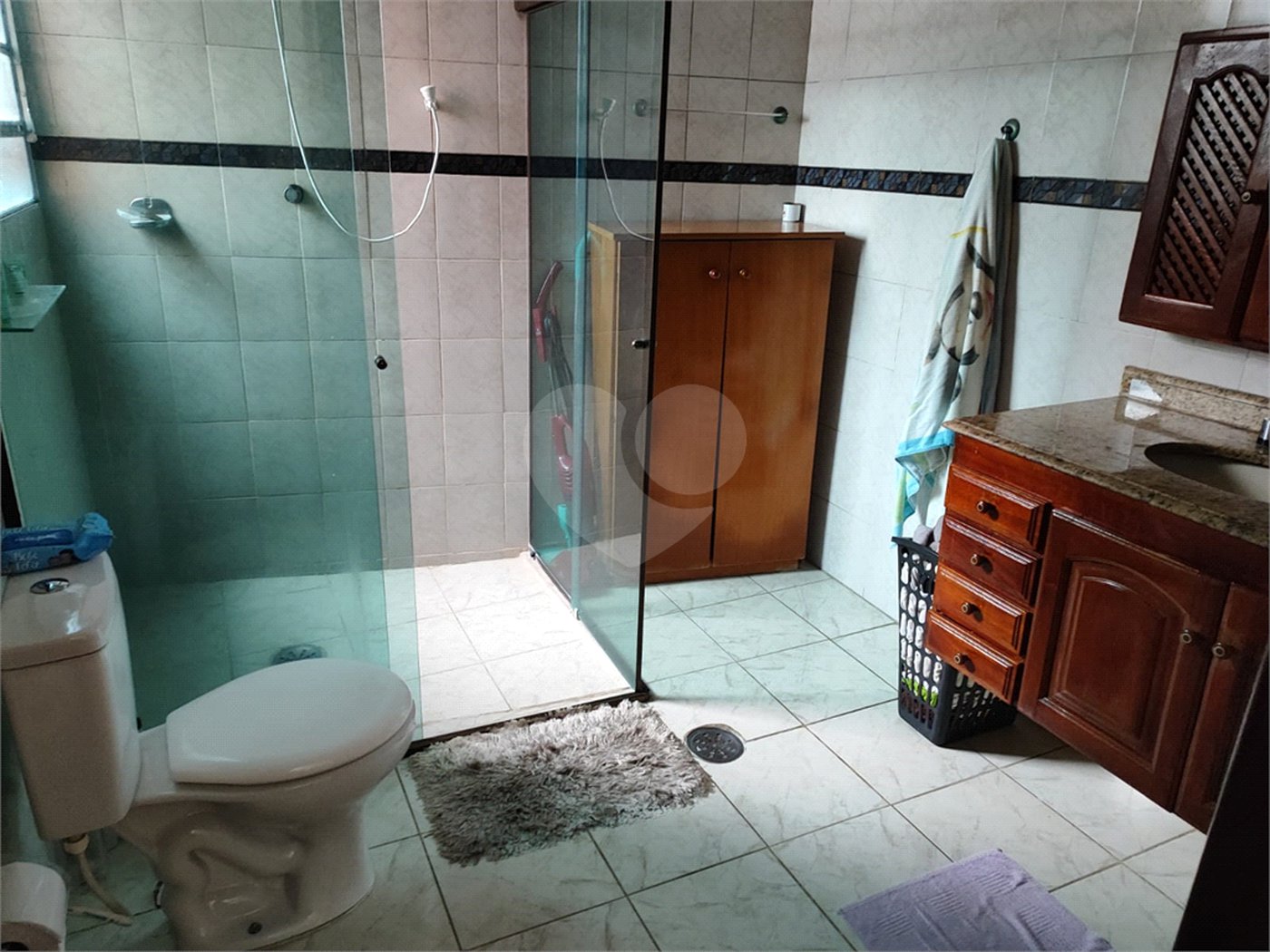 Sobrado à venda com 4 quartos, sendo 1 suíte,  em Saúde, São Paulo, SP