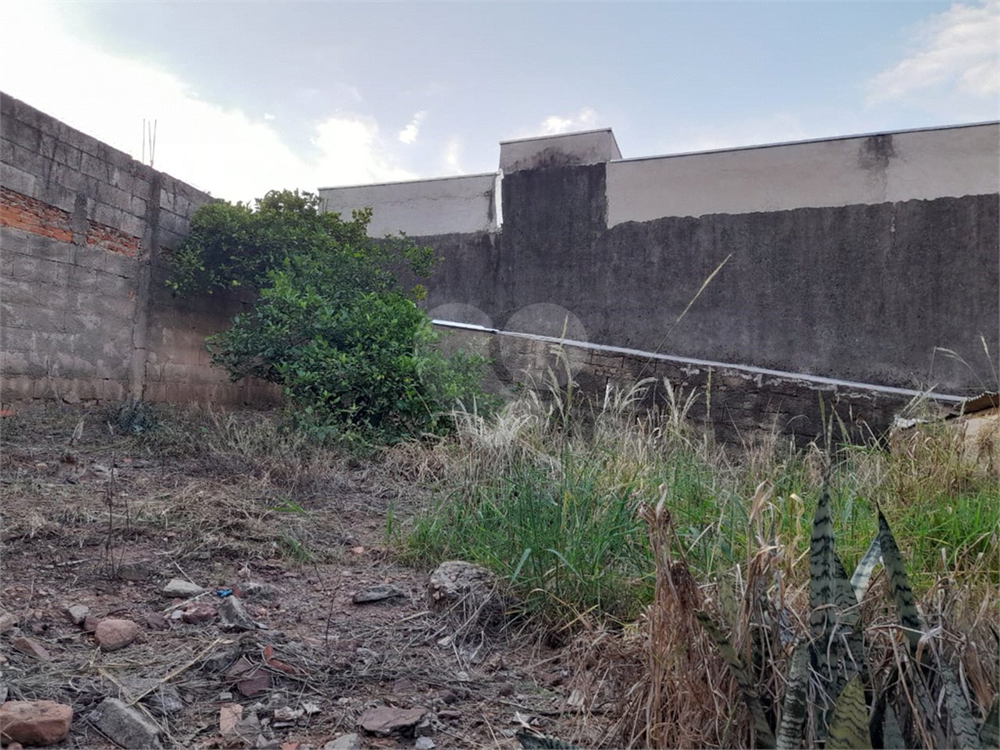 Casa à venda com 2 quartos em Vila Nova Esperia, Jundiaí, SP