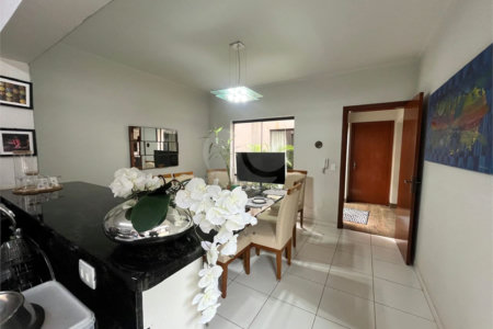 Casa à venda com 3 suítes em Jardim Shangri-lá, Itapetininga, SP