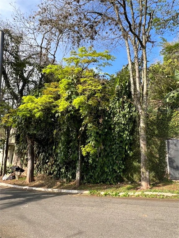 Terreno à venda no condomínio Jardim Vitória Régia, São Paulo - SP