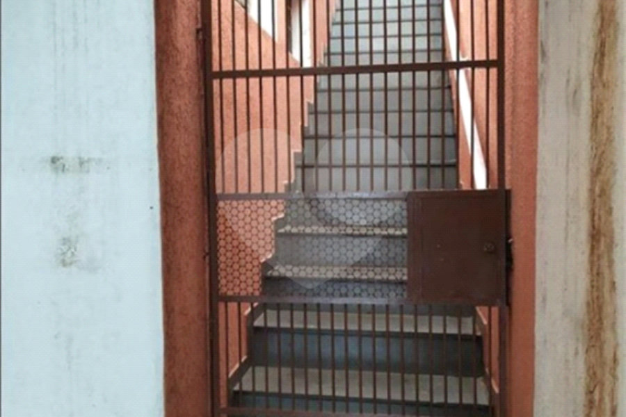 Prédio à venda em Vila Linda, Santo André, SP