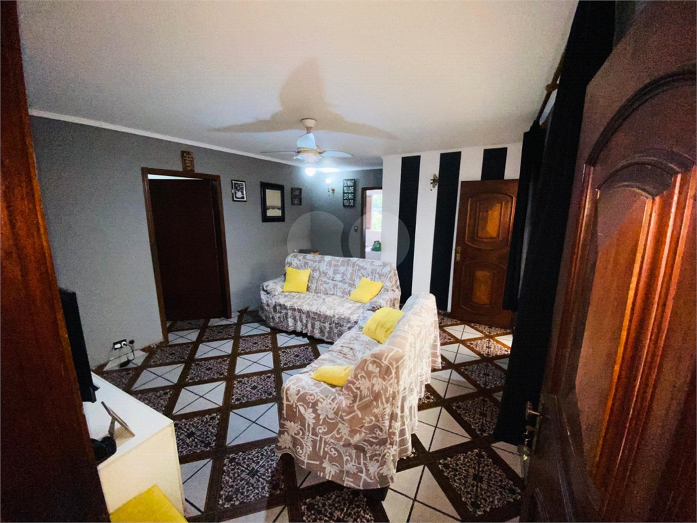 Sobrado à venda com 8 quartos em Jardim São Jorge (raposo Tavares), São Paulo, SP