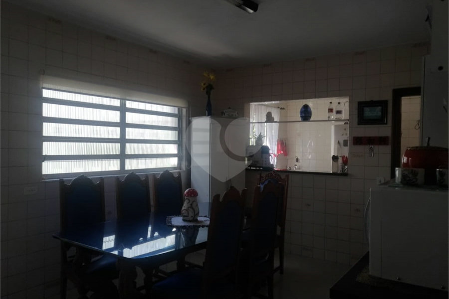 Sobrado à venda com 3 quartos, sendo 1 suíte, em Tremembé, São Paulo, SP