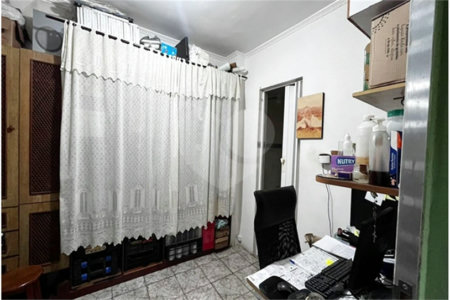 Casa à venda com 3 quartos, sendo 1 suíte, em Vila Boaçava, São Paulo, SP
