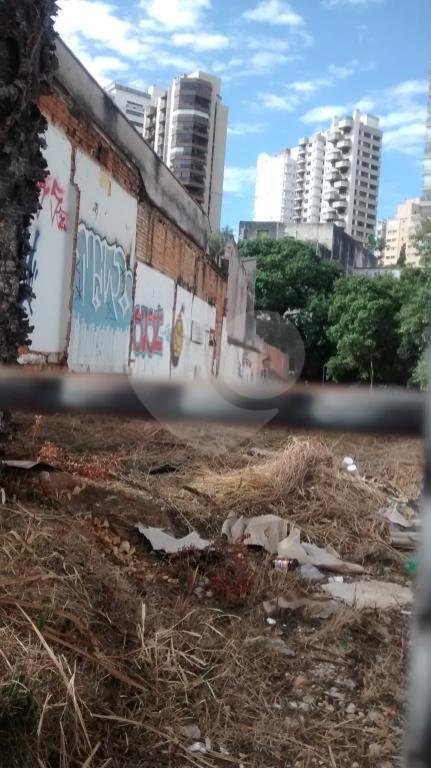 Terreno à venda em Santana, São Paulo, SP