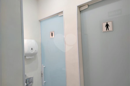 Prédio comercial à venda na Vila Mariana, 150 m², com renda