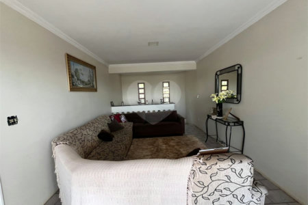 Casa à venda com 4 quartos, sendo 2 suítes, em Chapada Grande, Itapetininga, SP