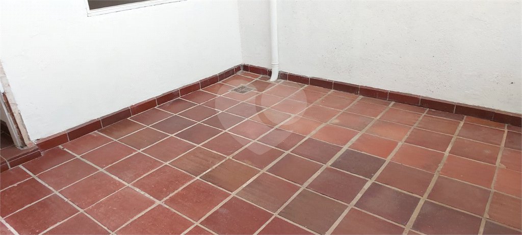 Sobrado à venda com 3 quartos, sendo 2 suítes, em Vila Paulicéia, São Paulo, SP
