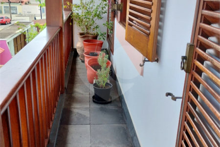 Sobrado à venda com 5 suítes em Jardim Armênia, Mogi das Cruzes, SP