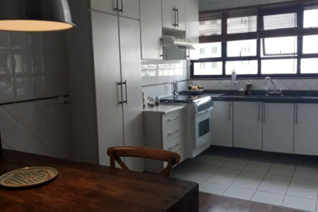 Apartamento à venda com 3 suítes em Vila Suzana, São Paulo, SP