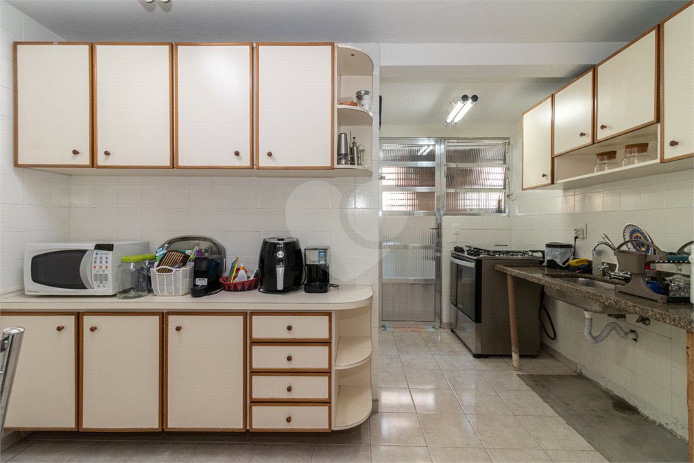 Apartamento à venda com 2 quartos em Moema, São Paulo, SP